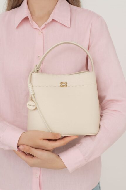 شنطة يد-hand bag